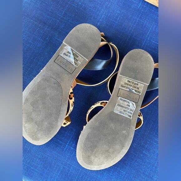 Report Cheetah Print, Gold, Brown & Black Strappy Sandals with Buckle Size 7 - Picture 2 of 2